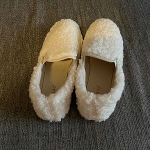 Bamboo Fuzzy Slippers